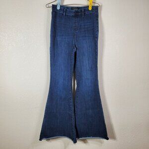 Judy Blue Womens Pull on Super Flare Jeans Size 7/28 Denim Raw Hem JB88136